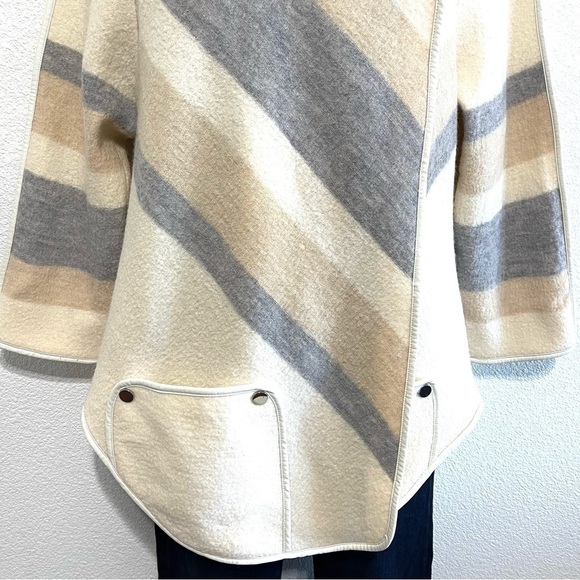 Chico's Woman 100% WOOL Cardigan Coat Sweater Size S - Picture 7 of 16